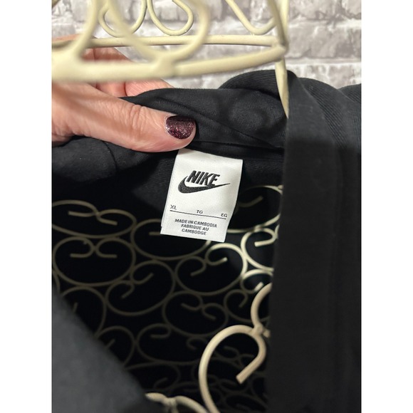 Nike Pullover Hoodie‎ - Picture 3 of 3